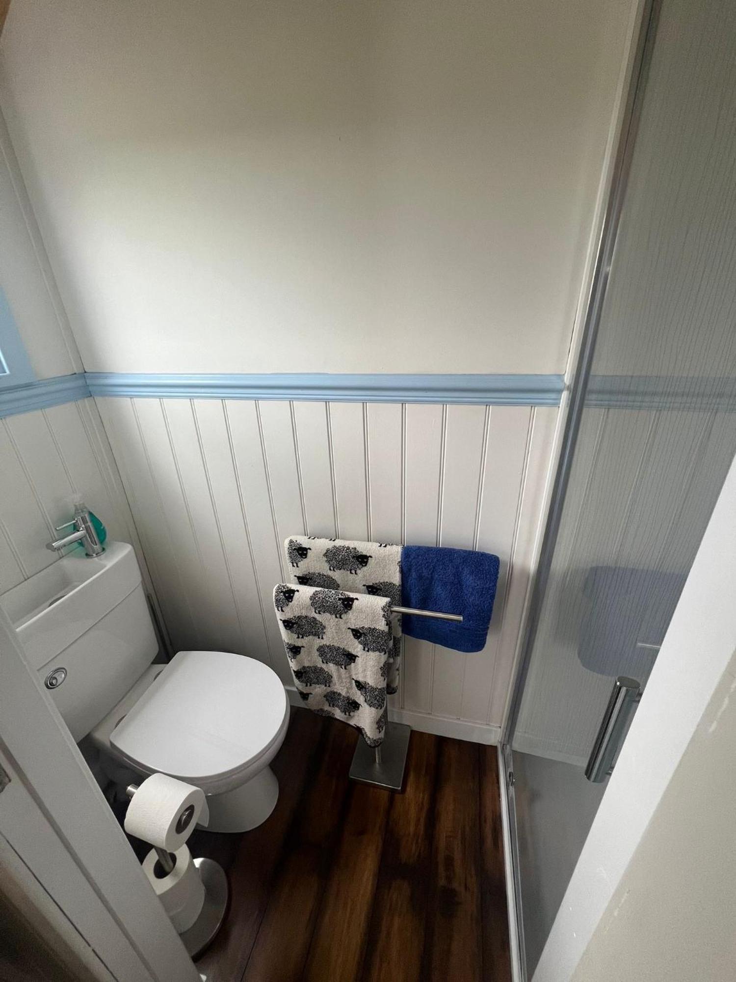 Wee Shepherds Hut Maybole Exterior photo